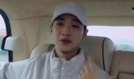 网红吃瓜小霖霖是谁啊视频,视频走红背后的故事