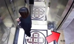网友爆料电梯被推倒视频,惊险瞬间！网友爆料电梯被推倒现场视频曝光