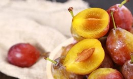 西梅加工爆料方法视频,跟随视频学习传统爆料技巧