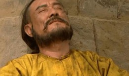 网友爆料电梯被推倒视频,惊险瞬间！网友爆料电梯被推倒现场视频曝光