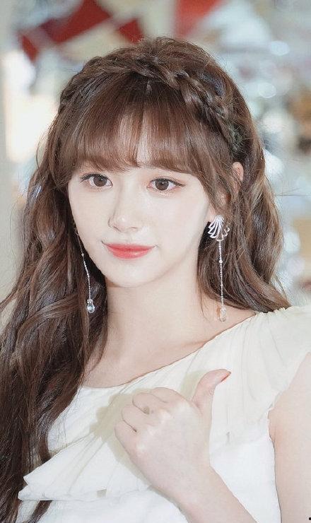 娱乐吃瓜君孔雪儿